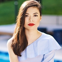 Miranda Cosgrove