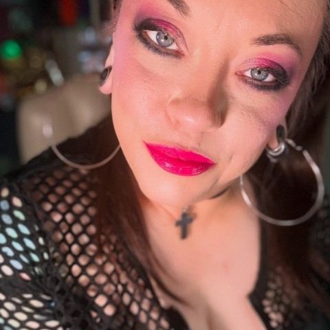 Tina Snua