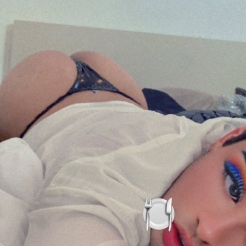 SOPHIE Tana