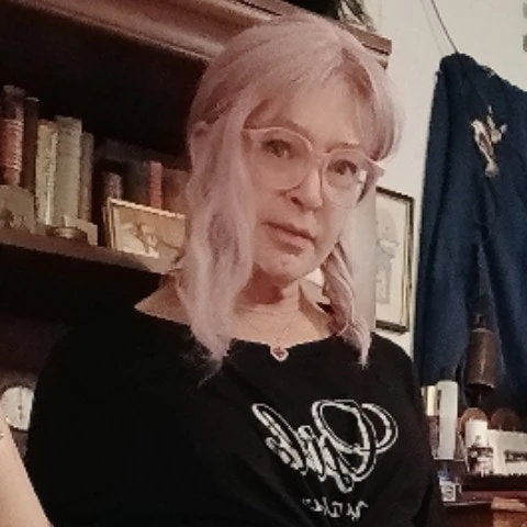 Lisa B.