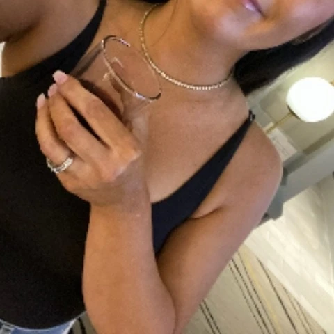 WifeyRiley