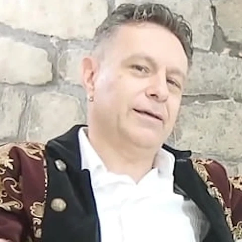Andy Casanova