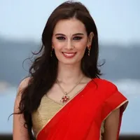 Evelyn Sharma