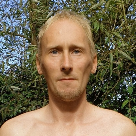 AdrianHollywood 