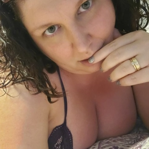 Dainty Deviant