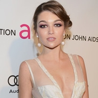 Lili Simmons