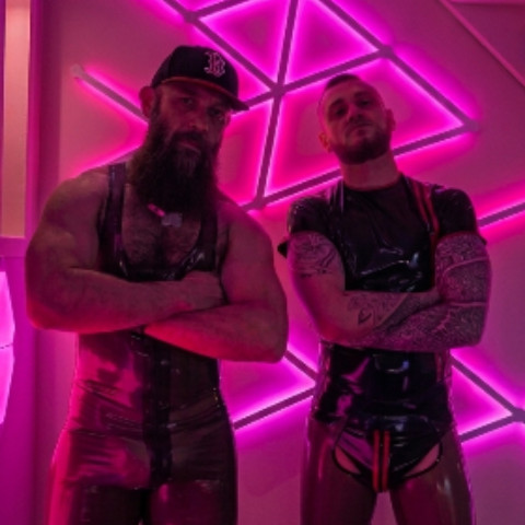 Kinky Irish lads