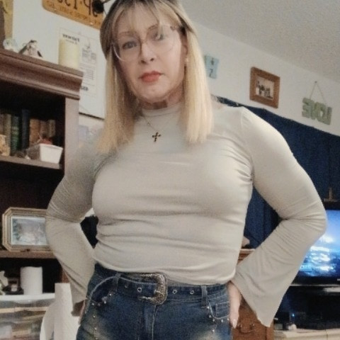 Lisa B.