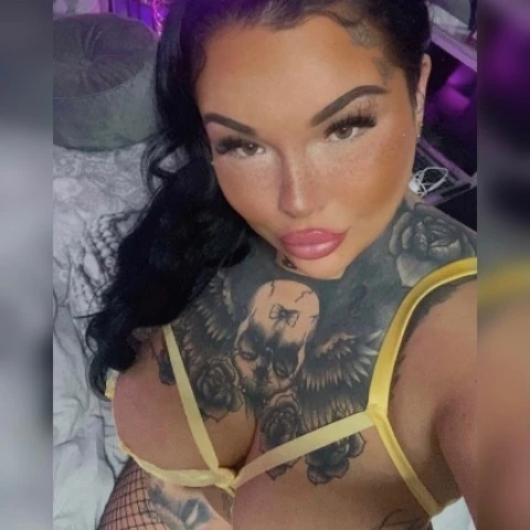 MelinaCurves