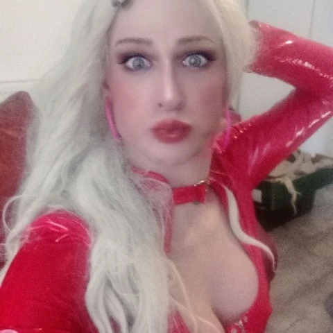 XXLUCYLUSHXX 